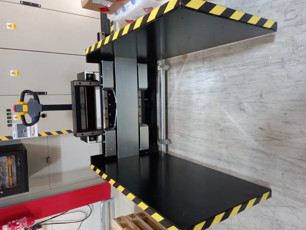 Mobilna Zmieniarka do palet Toppy Side press