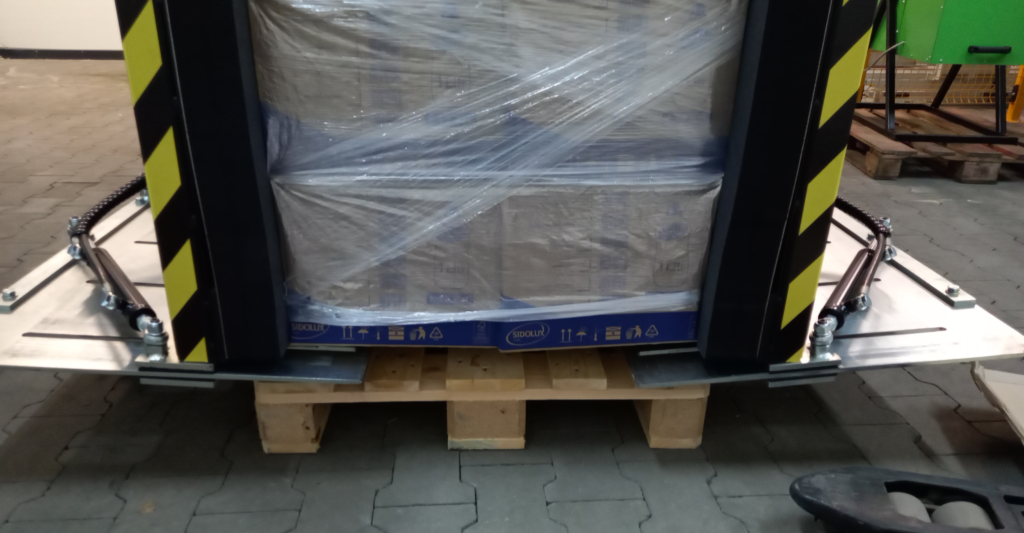 Mobilna Zmieniarko - sztaplarka do palet Toppy Falcon Wings Splitter